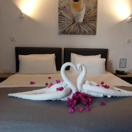 Апартаменты Caramela Luxury Apts *