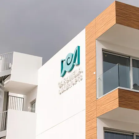 Апартаменты Caramela Luxury Apts Айя-Напа