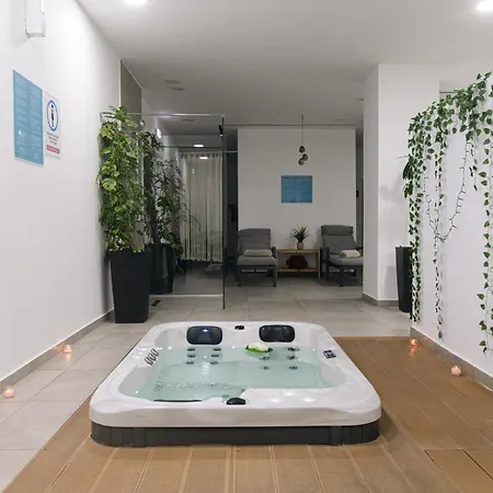 아파트 Caramela Luxury Apts *