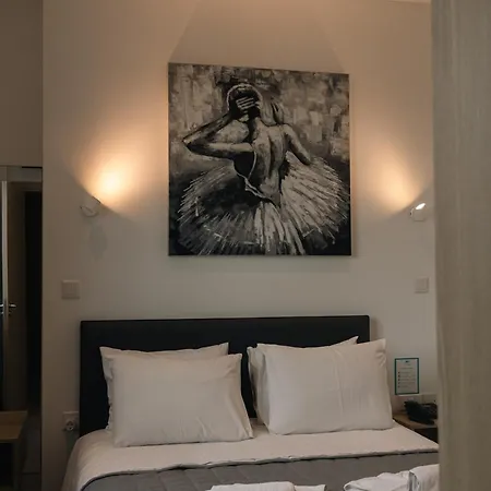 Caramela Luxury Apts * 아이아 나파