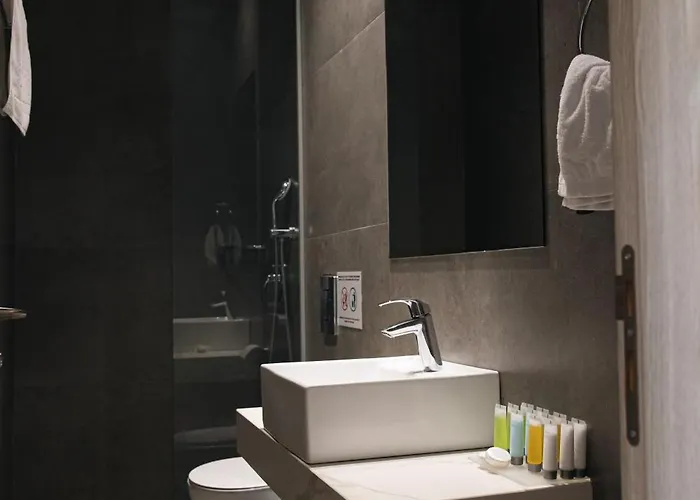 公寓 Caramela Luxury Apts 圣纳帕